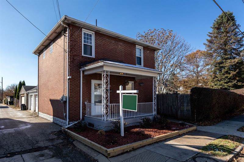 1706 Commercial St - Photo 1
