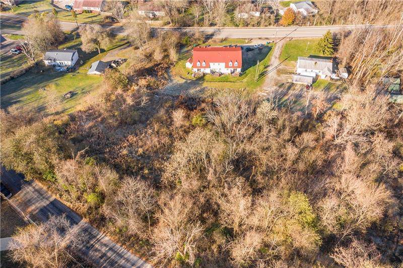 2600 Chestnut St - Photo 1