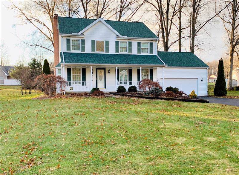 3221 Greentree Cir - Photo 1