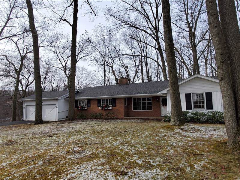 724 Harrison St - Photo 1