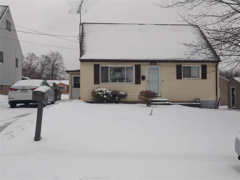 2042 Madison St - Photo 1