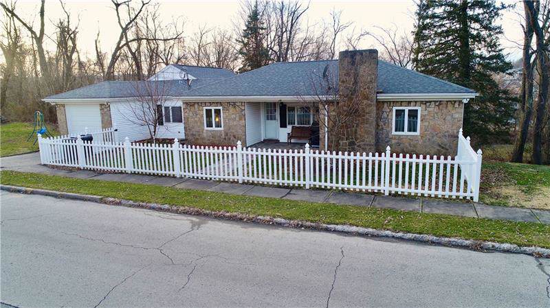 78 Clarendon Ave - Photo 1
