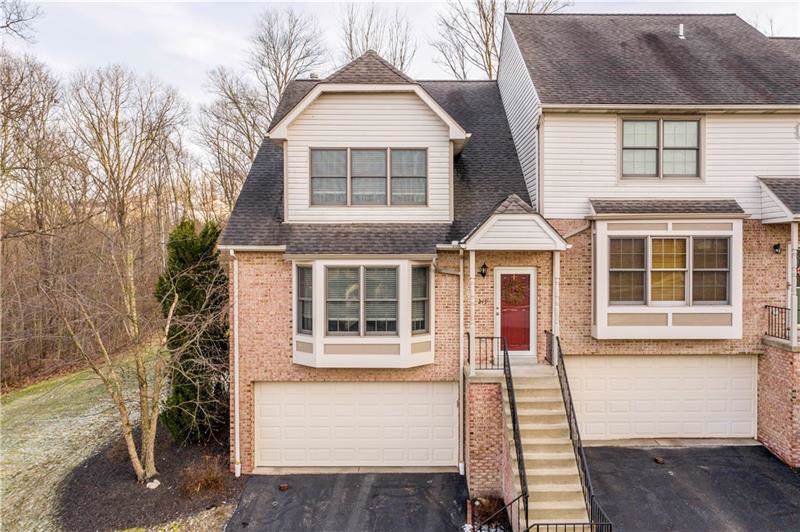 219 Woodcrest Dr - Photo 1