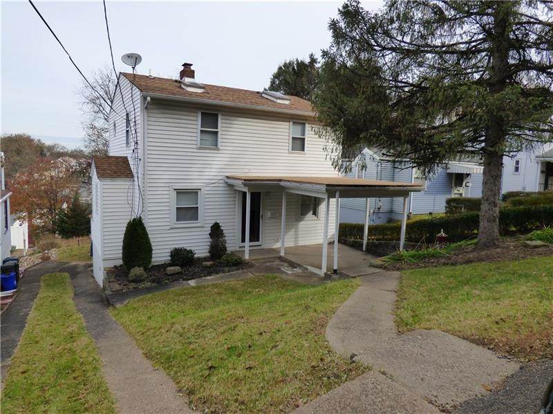 127 Hamburg St - Photo 1