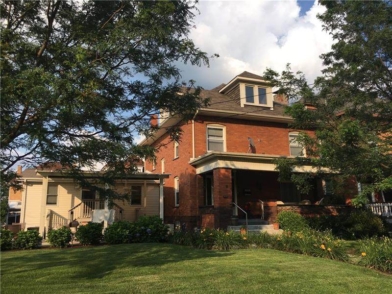 446 East End Ave - Photo 1
