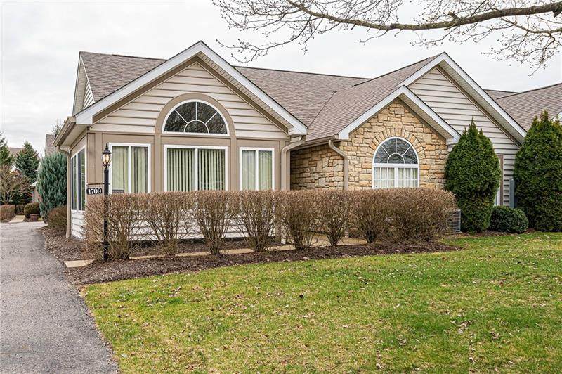 1709 Heather Heights - Photo 1