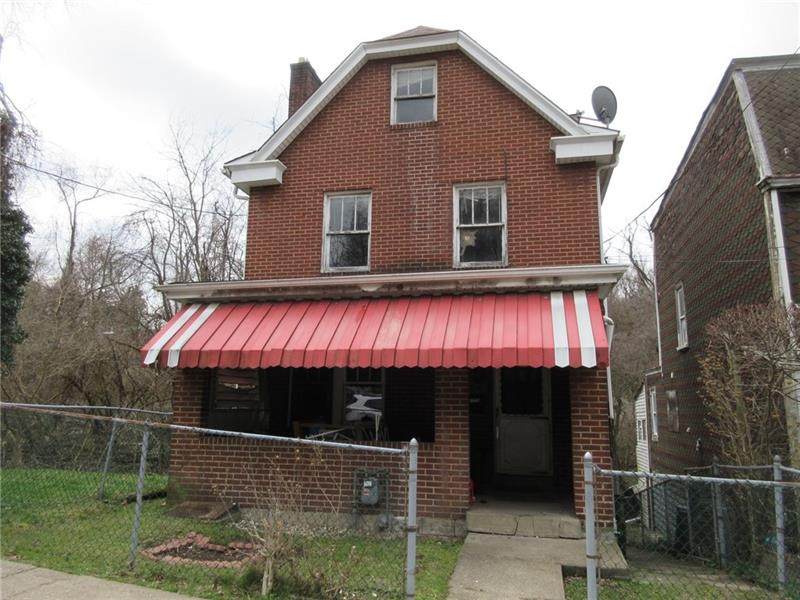 587 Seagirt St - Photo 1