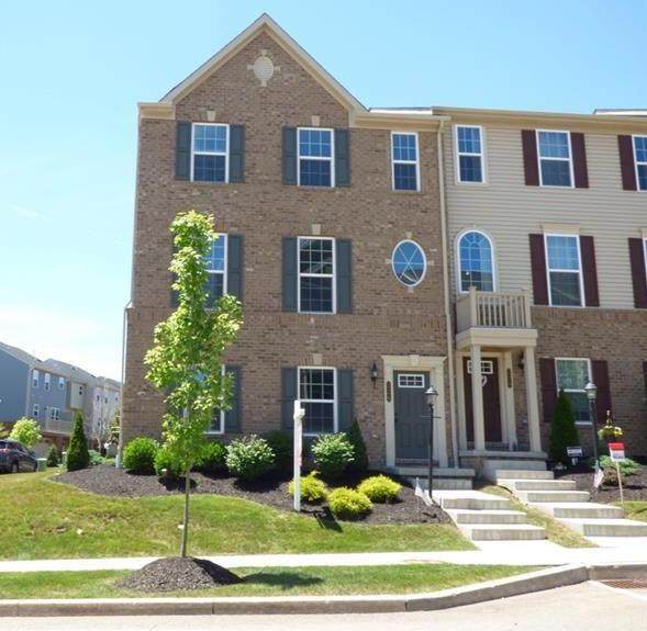 226 Thornapple - Photo 1