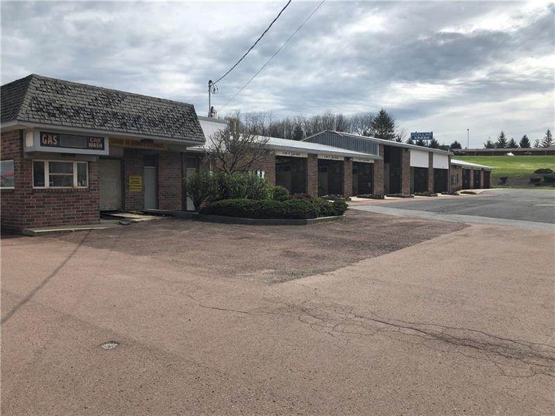 1154 Center Ave - Photo 1
