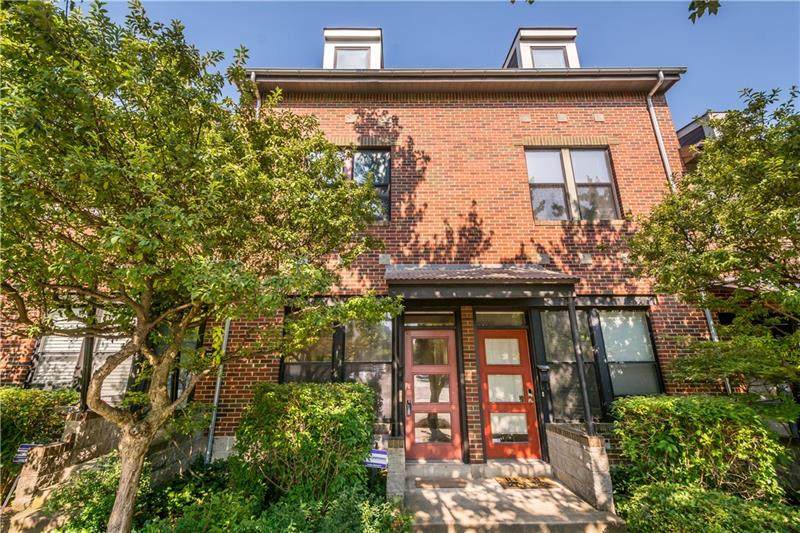 44 17th St - Photo 1