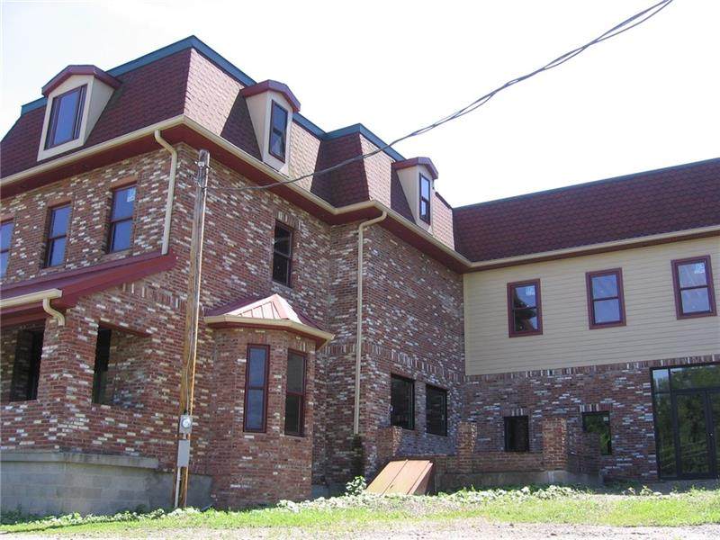 1766 Ballinger - Photo 1