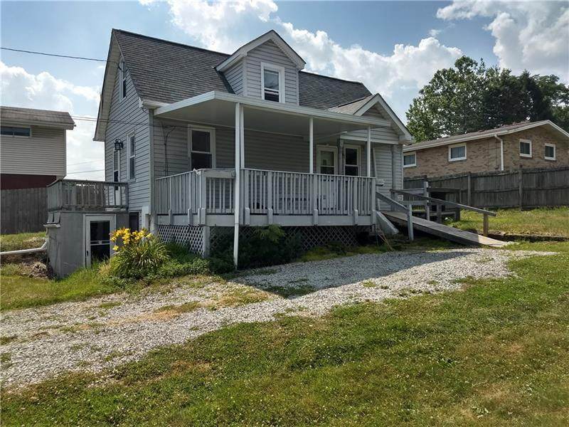903 Center Street - Photo 1