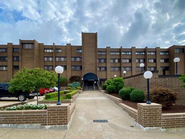 1000 Grandview Ave - Photo 1