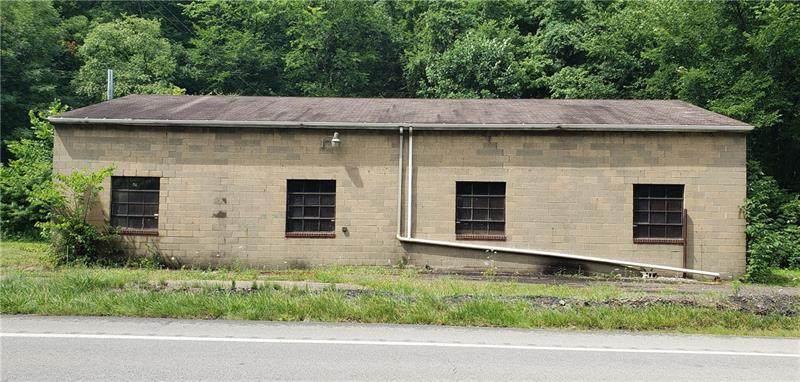 1742 Greensburg Road - Photo 1