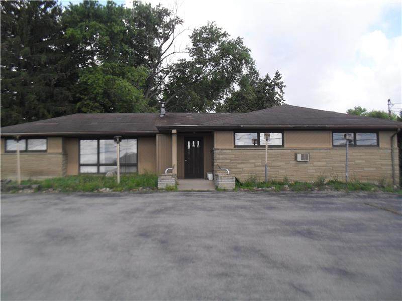 6533 State Rd 819 - Photo 1