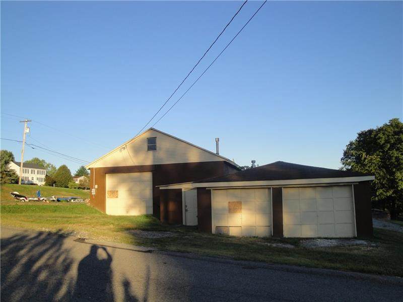 1004 Vine St. - Photo 1