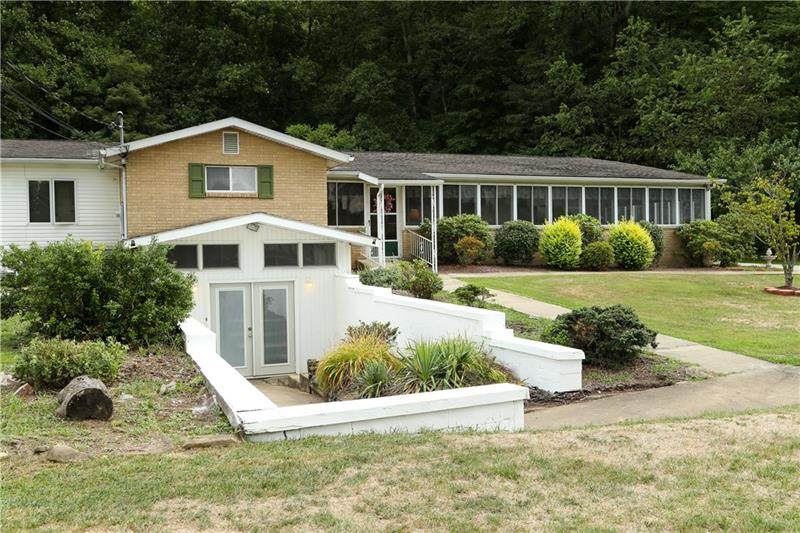 390 Mountain Rd - Photo 1