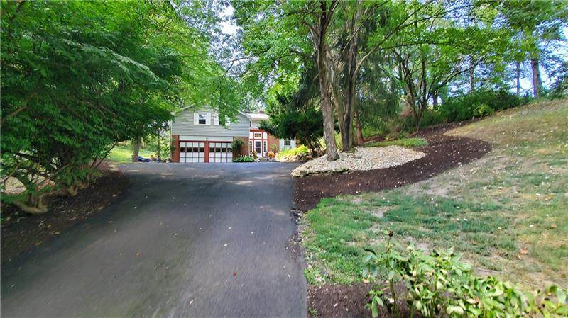 4 Boxwood Drive - Photo 1