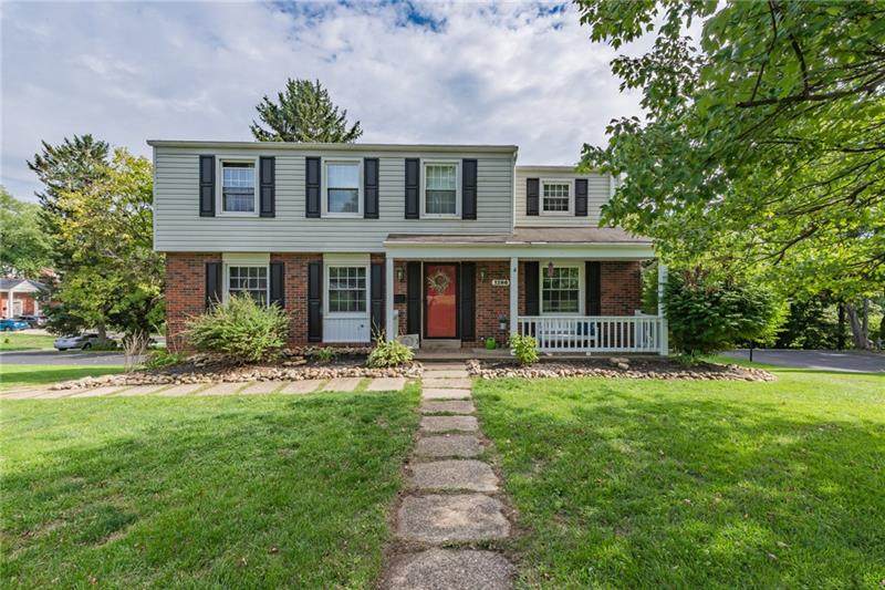 1286 Old Meadow Rd - Photo 1