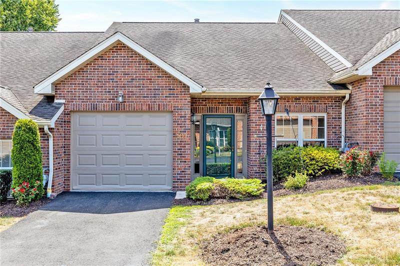 107 Willow Lane - Photo 1