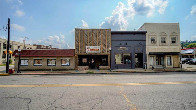 605 Lawrence Ave - Photo 1