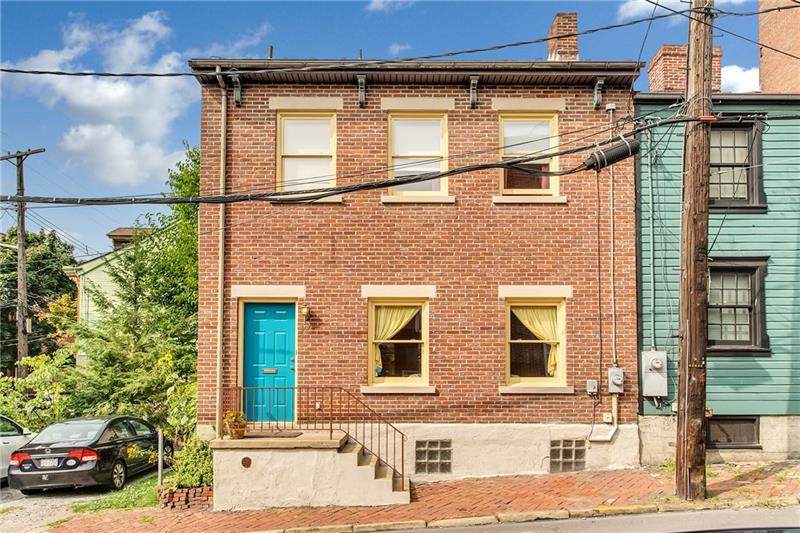 605 Middle St - Photo 1