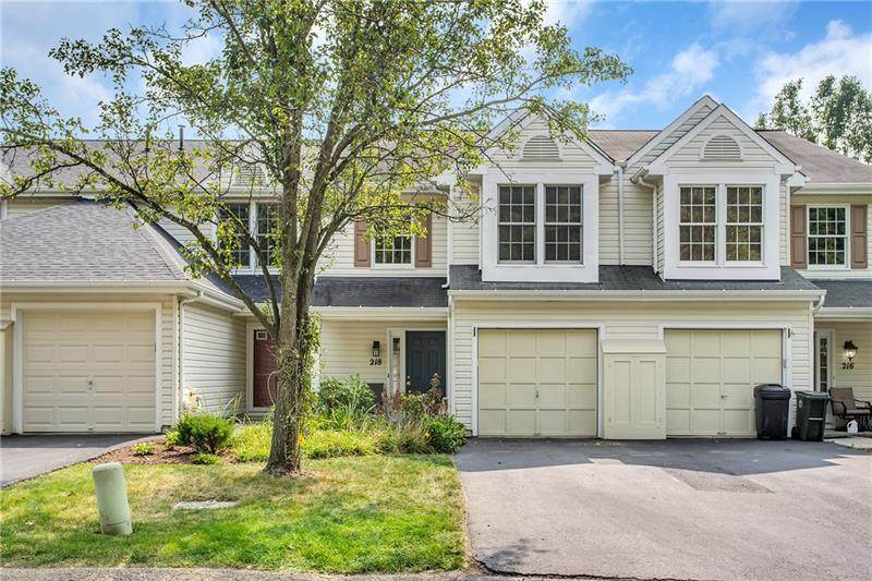 218 Commons Drive - Photo 1