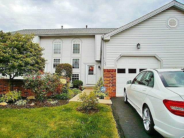 1127 Valleyview Drive - Photo 1