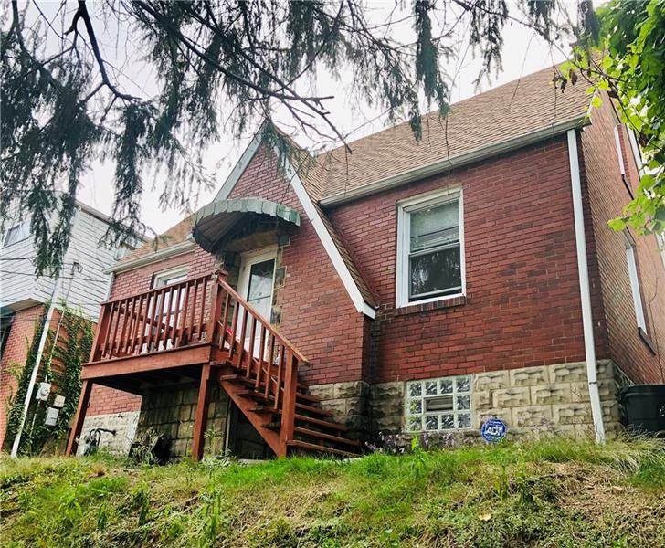 2928 Elroy Ave - Photo 1