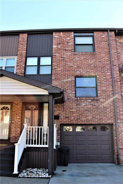 105 Pat Mews Dr - Photo 1
