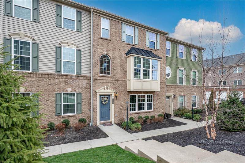 217 Thornapple Lane - Photo 1