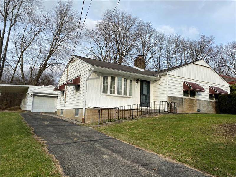 8 Woodbine Drive - Photo 1