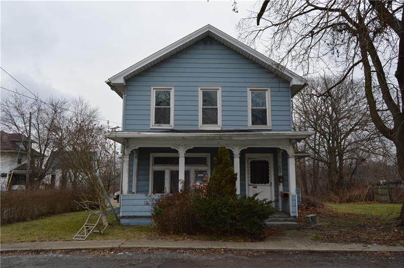 422 Parkway St - Photo 1
