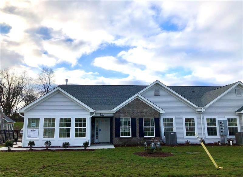 701 Spring Valley Dr - Photo 1
