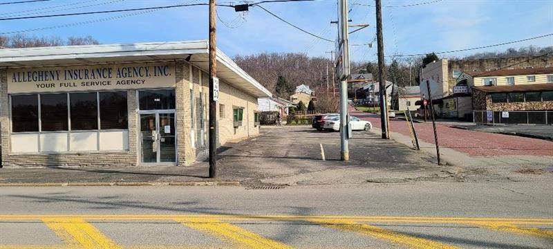 3515 Walnut St - Photo 1
