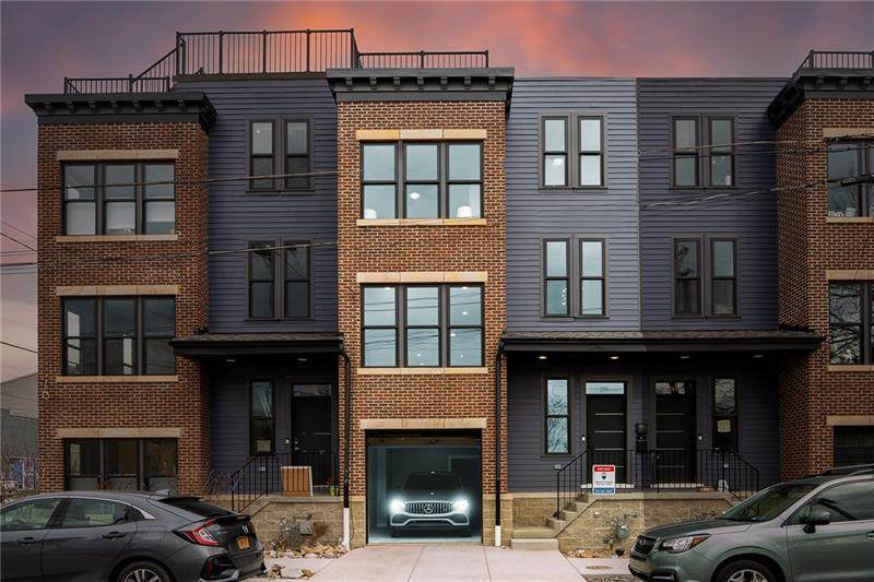 738 Middle Street - Photo 1