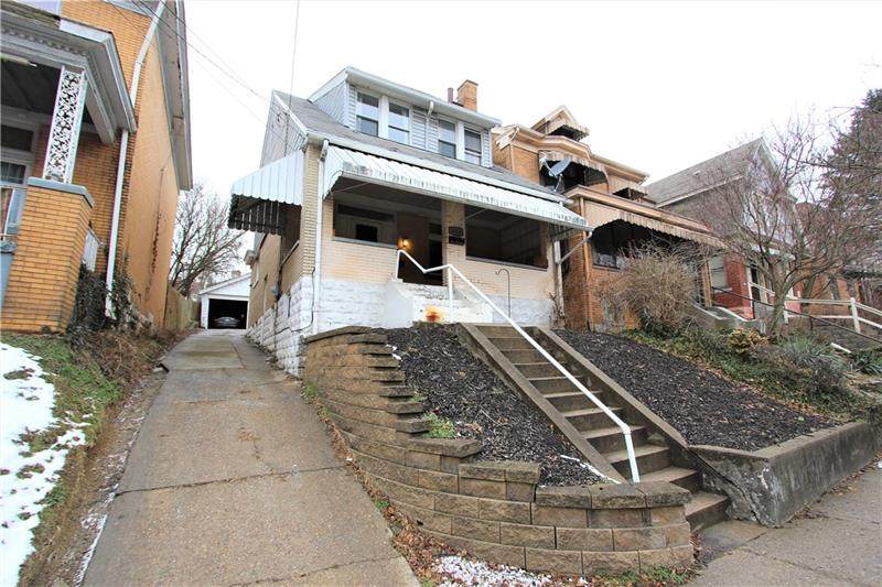 1526 Fallowfield Avenue - Photo 1