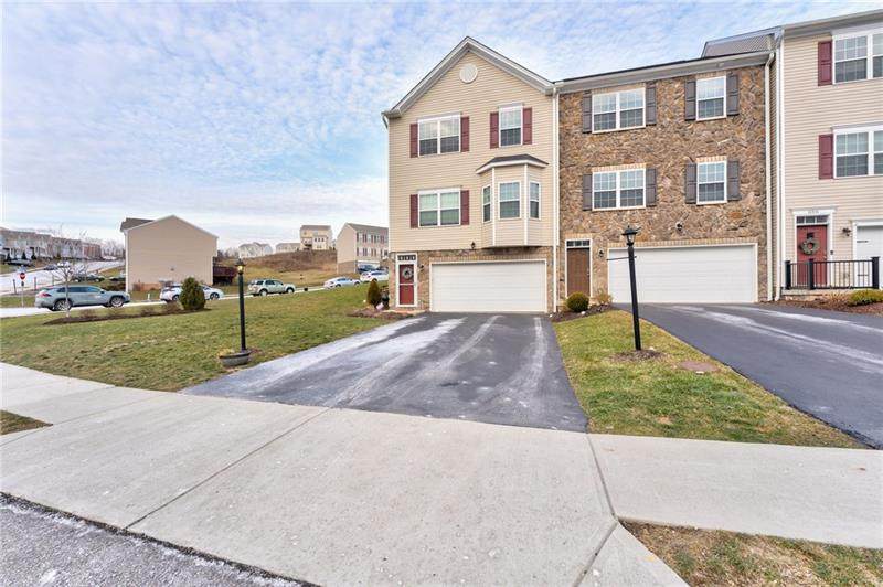 690 Freedom Drive - Photo 1