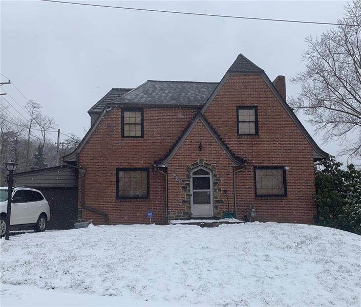 598 12th St - Photo 1