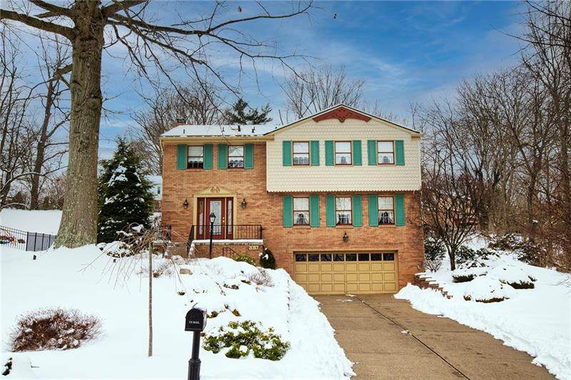 1315 Chartwell Dr - Photo 1