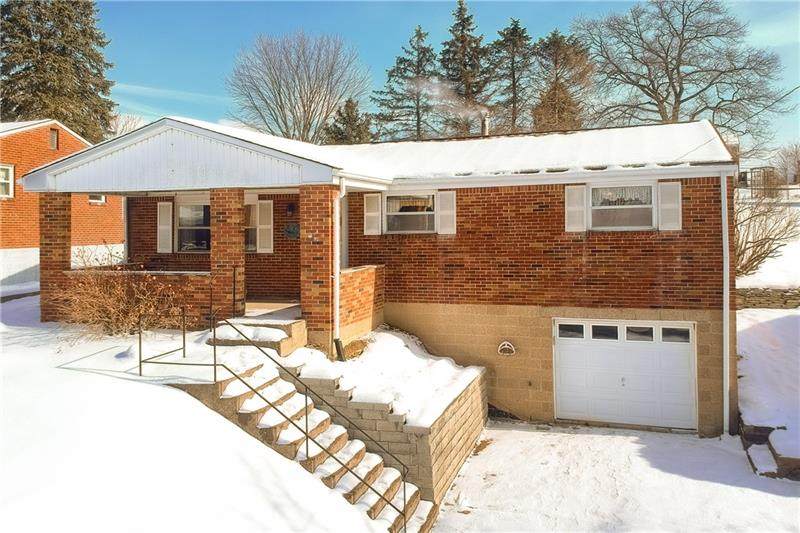 541 Meadowvale Dr - Photo 1