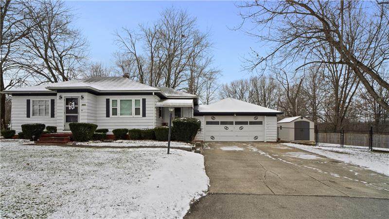 2208 Paul St - Photo 1