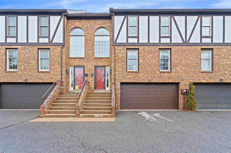 404 Christopher Circle - Photo 1