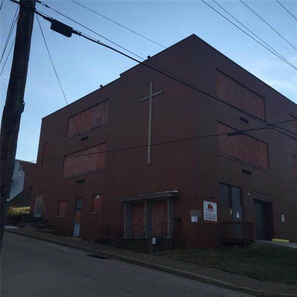 402 Elm St - Photo 1
