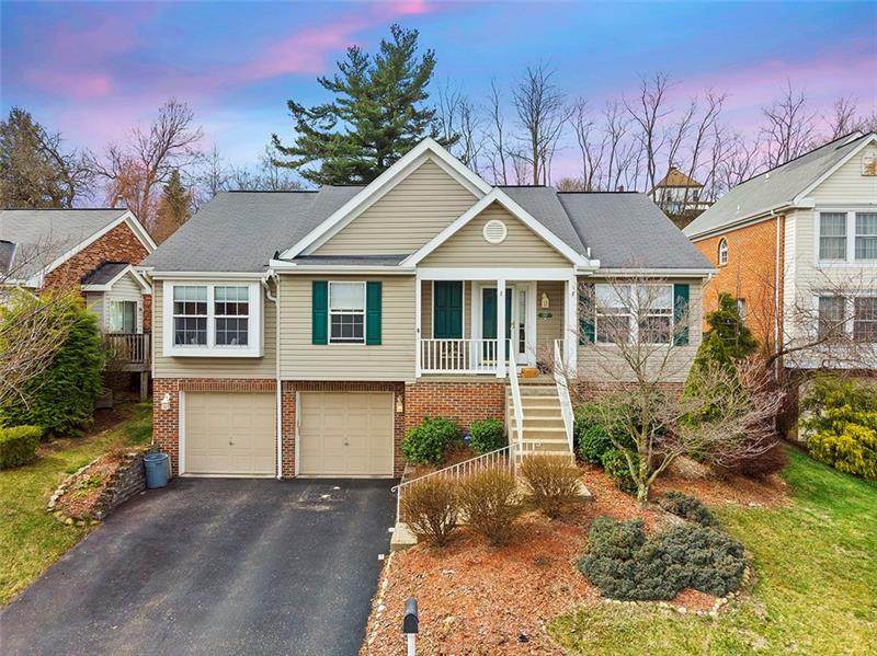 207 Oakbrook Circle - Photo 1