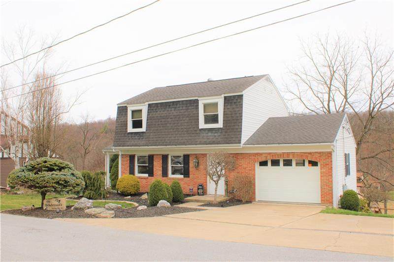 212 Locust St - Photo 1