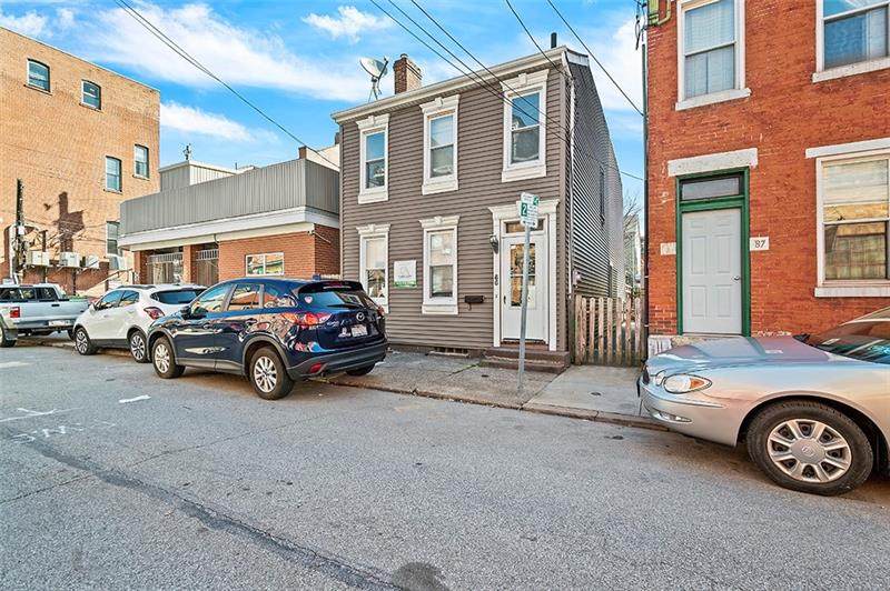 85 15th St - Photo 1