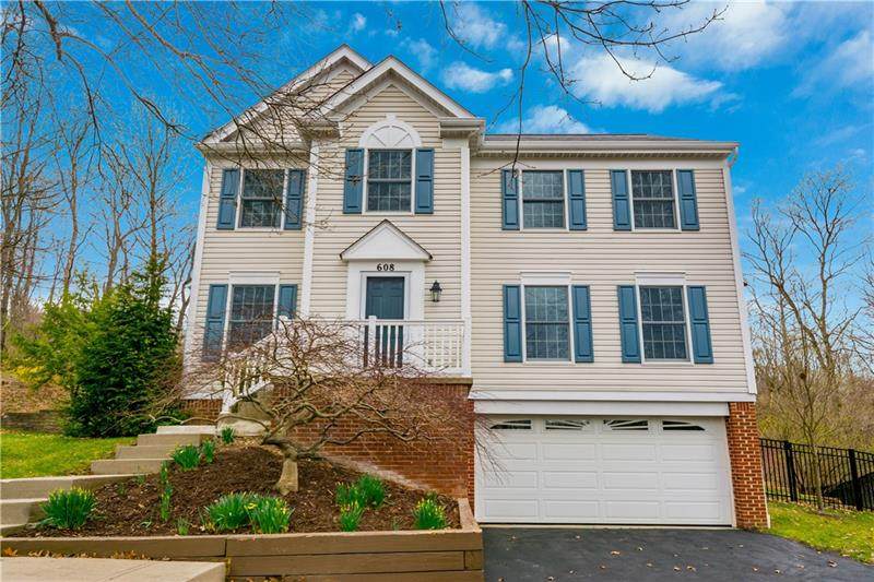 608 Cherry Blossom Way - Photo 1