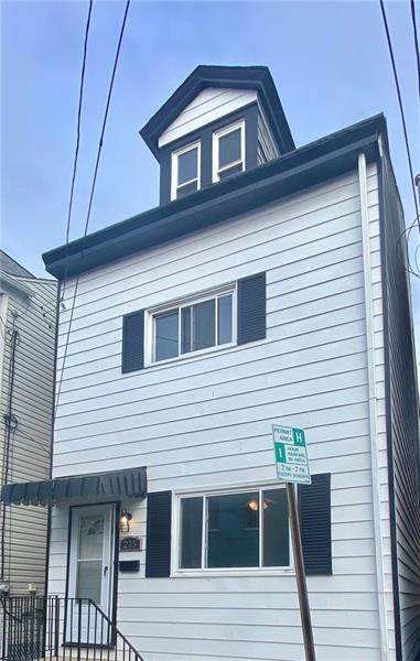 215 Edmond St - Photo 1