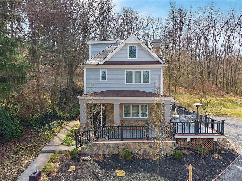 426 Leavitt St - Photo 1